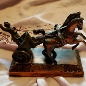 VINTAGE GLADIATOR ROMAN WARRIOR WITH CHARIOT AND HORSES COPPER METAL